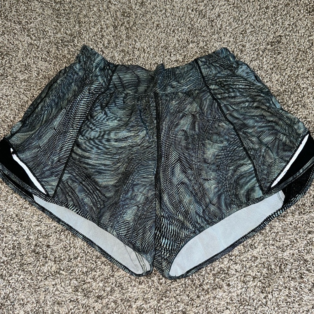 lululemon shorts size 6, 4 inch inseam